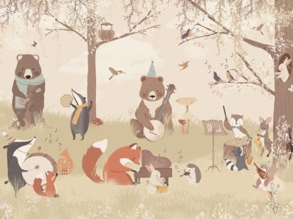 Illustration of wallpaper featuring forest animals playing musical instruments, surrounded by foliage. Ideal for a child’s room with a soft and contemporary style.