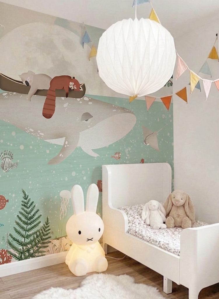 Tailor made kids wallpaper